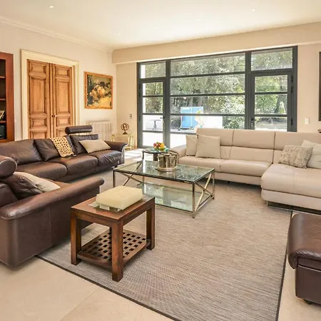Grand Pavillion Holiday home Aubais